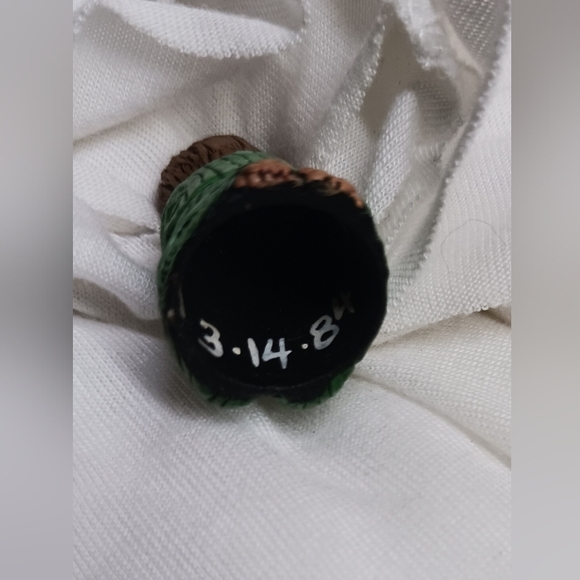 Vintage Sheryl Keith painted collectable thimble/ Signed,dated 1984,numb 1/500 - Picture 7 of 9
